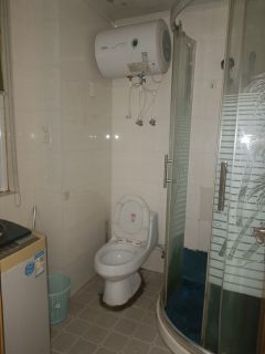 铭鹤花园 3室2厅1卫 89.00m² 2500元/月