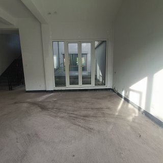 清源上林湖(别墅) 5室2厅3卫 226.40m² 3600元/月