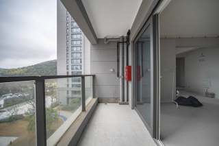 九龙仓雍景山(公寓住宅) 3室2厅2卫 95.00m² 135万