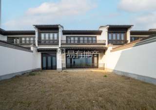 九龙仓雍景山(别墅) 4室2厅4卫 142.47m² 450万