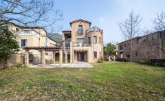 清源上林湖(别墅) 5室2厅5卫 330.00m² 1895万