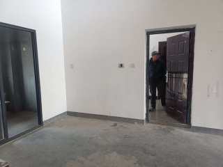 施家园花苑 3室2厅2卫 121.57m² 169万