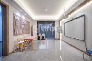 中天富春诚品二期 3室2厅2卫 105.17m² 195万