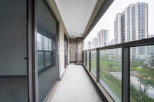 望钰和府北区 4室2厅2卫 141.44m² 163万