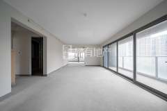 融创微风之城(公寓住宅) 4室2厅2卫 133.32m² 160万