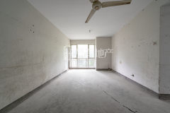 铭鹤花园 3室2厅2卫 110.55m² 130万