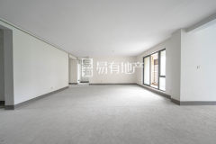 逸城(公寓住宅) 4室2厅2卫 150.08m² 150万