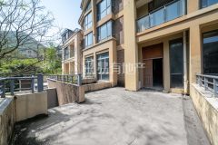 清源上林湖(别墅) 4室2厅3卫 231.99m² 470万