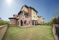 清源上林湖(别墅) 5室2厅4卫 248.50m² 690万