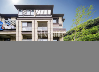 清源上林湖(公寓住宅) 3室2厅3卫 142.41m² 330万