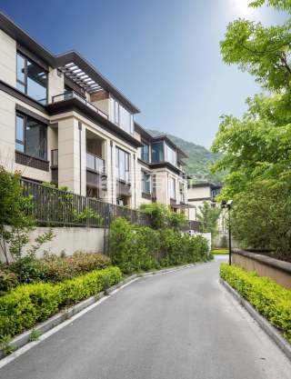 清源上林湖(别墅) 4室2厅2卫 161.11m² 450万