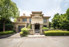 富春泉水湾(别墅) 4室3厅3卫 351.00m² 1490万