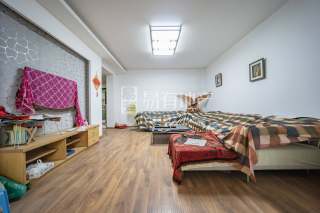 五月香山(公寓住宅) 3室2厅3卫 118.66m² 142万