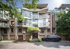鸣翠蓝湾 4室2厅3卫 211.58m² 310万