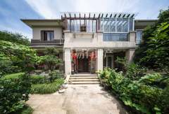 五月香山(别墅) 4室2厅3卫 241.70m² 880万