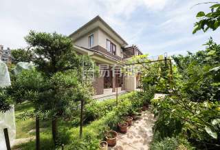 五月香山(别墅) 4室2厅3卫 241.70m² 850万