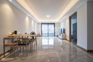 阳光城丽景湾 3室2厅3卫 98.34m² 175万