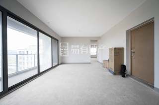 融创微风之城(公寓住宅) 3室2厅2卫 136.00m² 143万