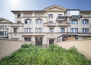 九龙仓雍景山(别墅) 5室2厅4卫 288.00m² 620万