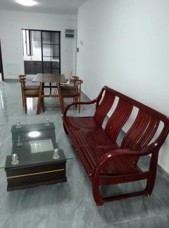 秦忆荣府南区 3室2厅1卫 98.00m² 90万