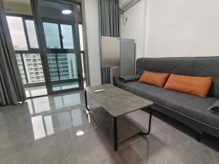 秦忆荣府南区 2室1厅1卫 70.00m² 1500元/月