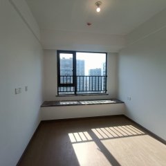 祥生云湖城 3室2厅2卫 93m² 168万