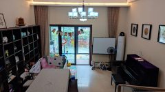 九龙山庄(公寓住宅) 4室2厅3卫 233.85m² 530万