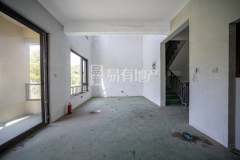 上林湖 4室2厅4卫 157.47m² 560万