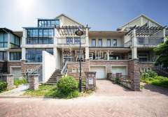 九龙山庄(别墅) 5室2厅4卫 285.12m² 600万