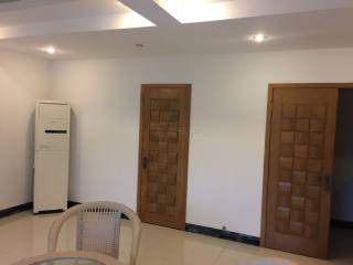 秀水山庄 6室2厅2卫 350.00m² 1200万