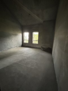 七里香溪别墅 4室2厅2卫 224m² 3800元/月