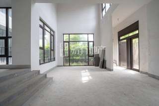 融创微风之城(别墅) 4室2厅3卫 256.00m² 430万