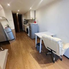 金汇之城 1室1厅1卫 35m² 1800元/月