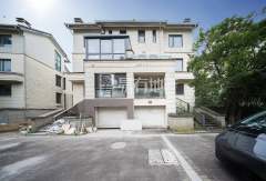 金都富春山居(别墅) 5室3厅4卫 266.44m² 950万
