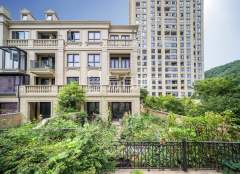 九龙仓雍景山(公寓住宅) 3室2厅3卫 116.20m² 220万