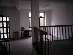 鸣翠蓝湾 4室2厅4卫 212.96m² 400万