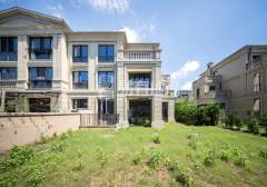 九龙仓雍景山(别墅) 5室2厅4卫 174.99m² 728万