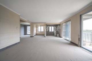 云栖玖著(公寓住宅) 4室2厅2卫 113.68m² 205万