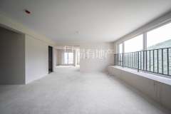 九龙仓雍景山(公寓住宅) 4室2厅2卫 126.89m² 165万