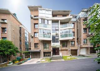 三江鸣翠蓝湾(公寓住宅) 5室2厅3卫 200.61m² 285万