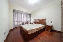上林湖 5室2厅5卫 231m² 518万