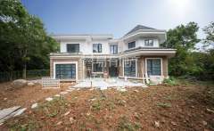 颐景山庄 5室2厅4卫 310.00m² 1550万