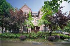 富春红郡(别墅) 4室2厅3卫 355.51m² 685万