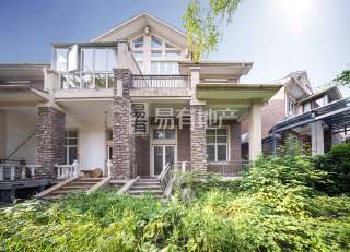 五月香山(别墅) 4室3厅2卫 263.00m² 550万