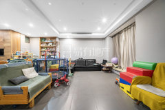三江鸣翠蓝湾(公寓住宅) 3室2厅2卫 184.93m² 368万