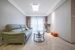 云畔桂语映月里 3室2厅2卫 96.14m² 220万