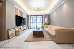 银湖新语公寓 4室2厅2卫 143.29m² 310万