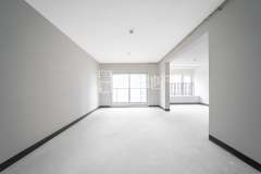九龙仓雍景山(公寓住宅) 3室2厅2卫 109.00m² 150万