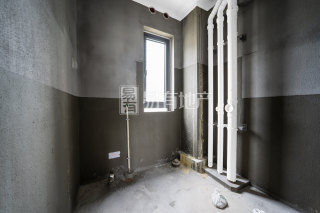 九龙仓雍景山(公寓住宅) 3室2厅3卫 138.89m² 230万