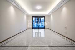 银湖宸语 4室2厅2卫 126.10m² 225万